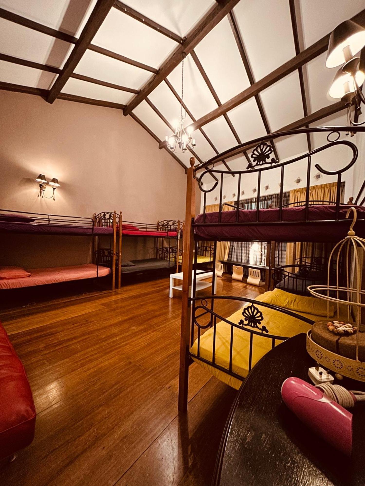New Great Shanghai Female Hostel George Town Bagian luar foto